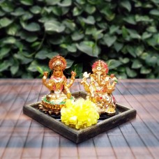 Lakshmi Ganesha - wooden platter